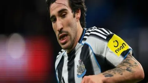 激情燃烧，巅峰对决！揭秘英超第25轮战火硝烟，EPL周赛精彩瞬间大盘点！